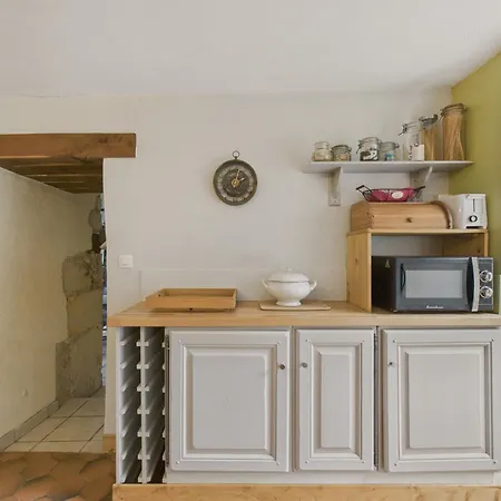 Charmante Maison En Pierre Pour 6 - *