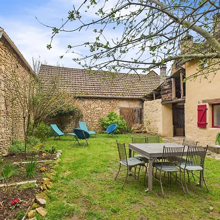 Holiday home Charmante Maison En Pierre Pour 6 -