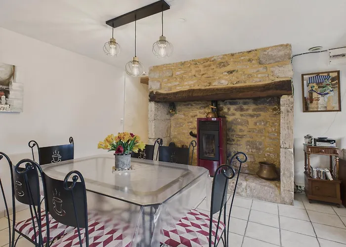 Charmante Maison En Pierre Pour 6 - Casa vacanze Valojoulx